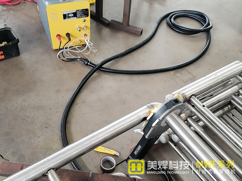 Meihan Portable Pipeline Automatic Welding Machine: Efficiently Solving Welding Problems in Complex Environments (Figure 2) Closed pipe-pipe welding machine complex environment case.jpg